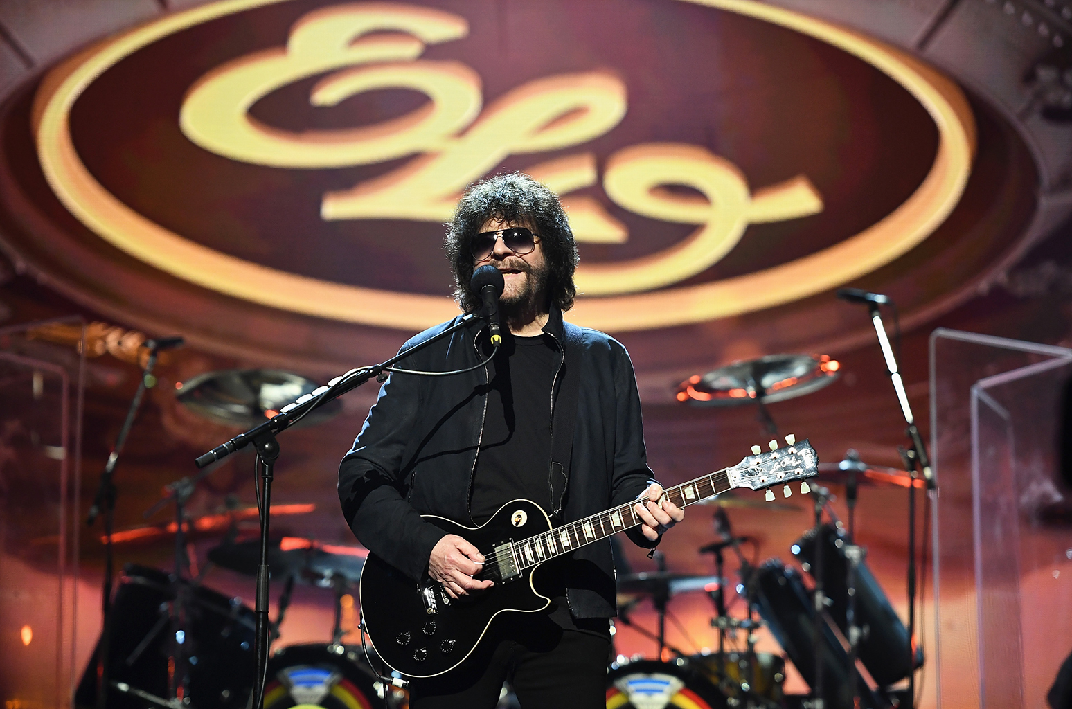 Elo electric light orchestra. Jeff Lynne. Jeff Lynne Elo. Джефф Линн музыкант. Electric Light Orchestra.