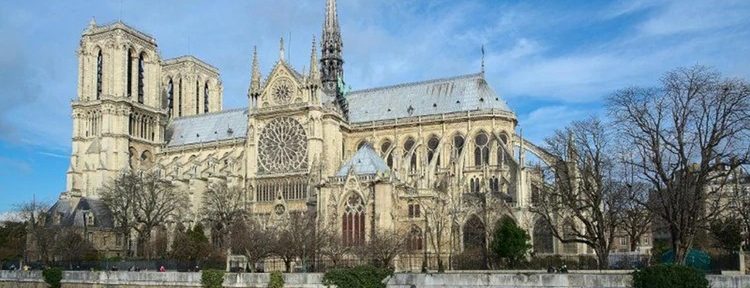 Cabezas guillotinadas, un demonio oculto, cameos y otros secretos de Notre-Dame de París