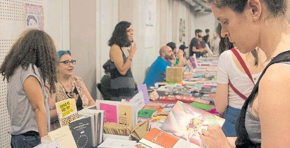 Cuáles son los hábitos de lectura de las mujeres