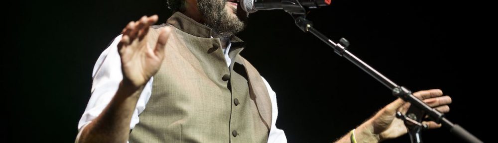 Juan Luis Guerra recibirá el Premio Billboard Latino a la Trayectoria Artística