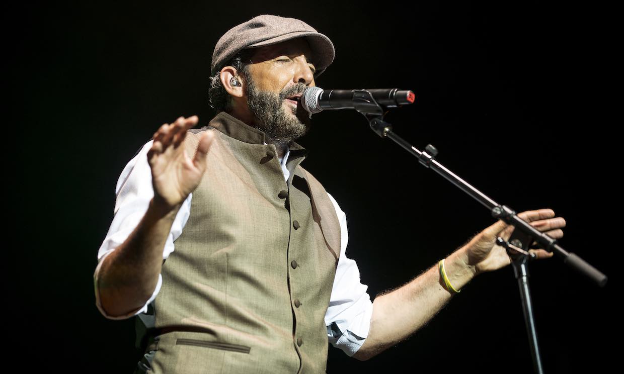 Juan Luis Guerra recibirá el Premio Billboard Latino a la Trayectoria