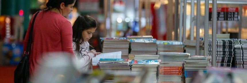 Finaliza hoy la Feria del Libro: una guía de imprescindibles para lectores ávidos