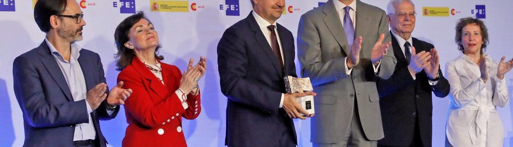 Diego Cabot recibió el Premio Rey de España por «Los cuadernos de las coimas»