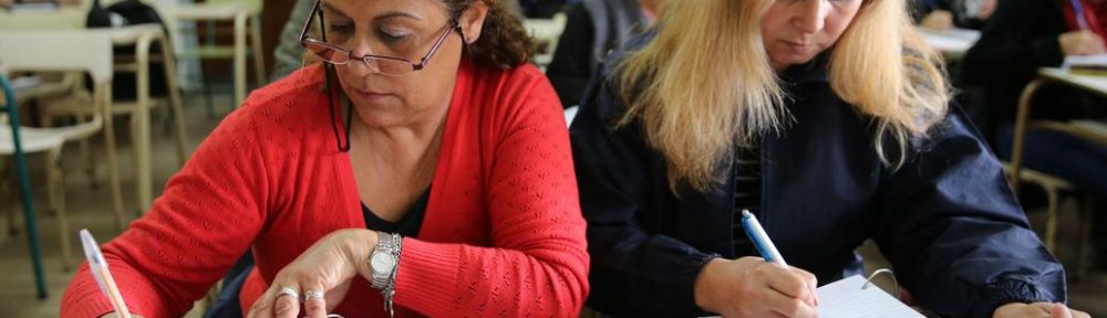 Más de 640 mil adultos buscan terminar sus estudios en la provincia de Buenos Aires