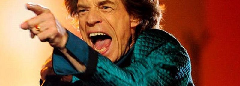 Mick Jagger salta y baila a un mes de su operación de corazón