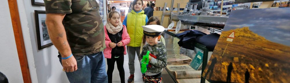 Veteranos de Malvinas armaron un museo y enseñan historia en primera persona