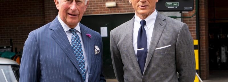 Ofrecen al príncipe Carlos hacer una aparición en la nueva película de James Bond
