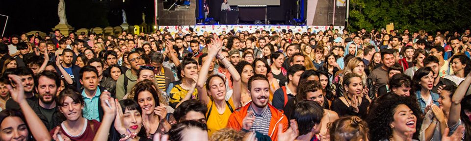 La Bienal Arte Joven Buenos Aires se realiza en septiembre con más de 180 actividades en Recoleta