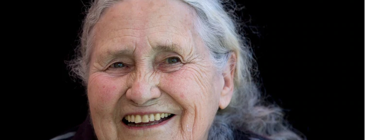 100 años de Doris Lessing: la valiente autora que enfrentó las injusticias y fue pionera del feminismo en la literatura