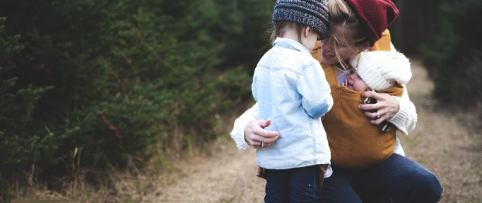 La era de las “Instamamás”: 6 mujeres que alcanzaron el éxito en las redes al unir maternidad y trabajo