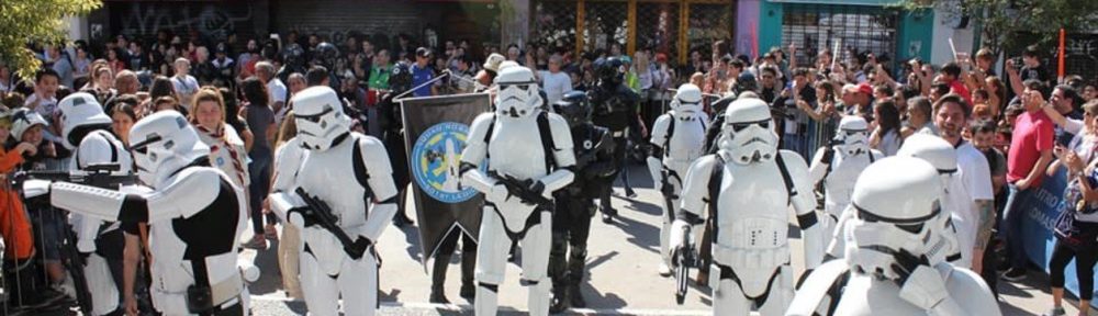 Más de cien personajes de Star Wars pasearon por las calles de Adrogué