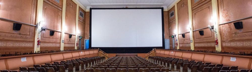 Rescatan ocho teatros olvidados de pueblos bonaerenses
