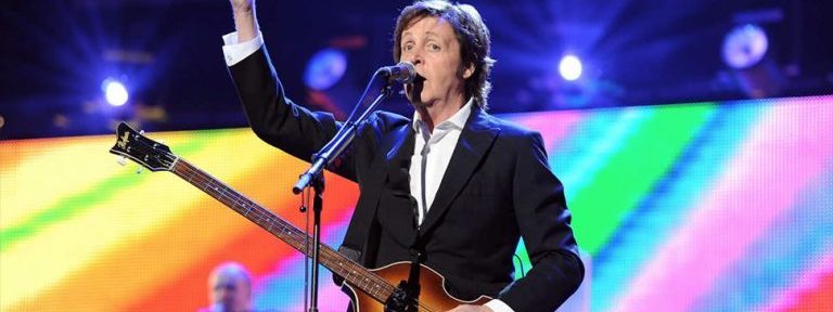 Paul McCartney estrenó dos canciones: “In A Hurry” y “Home Tonight”