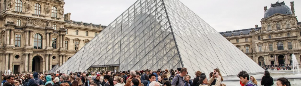Con entrada gratuita: El Museo del Louvre abrirá por primera vez de madrugada para despedir la mayor muestra de Leonardo Da Vinci