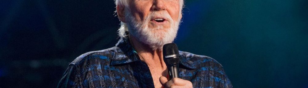 Murió Kenny Rogers, estrella de la música country