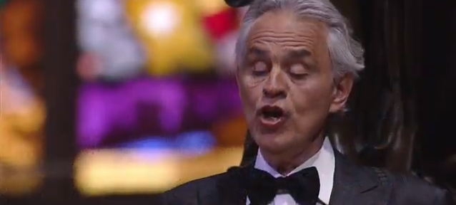 Imperdible: Andrea Bocelli cantó desde el Duomo de Milán, vacío por el coronavirus