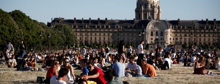 Escritores argentinos radicados en Europa cuentan cómo es la “nueva normalidad” luego del encierro