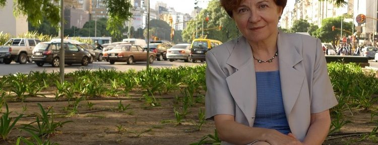 La escritora argentina María Rosa Lojo recibirá la Medalla Europea de Poesía y Arte