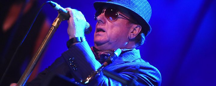 Van Morrison llama a los músicos a revelarse contra las restricciones de público en los conciertos