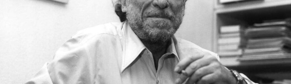 Charles Bukowski a cien años de su nacimiento: el poeta detrás del mito