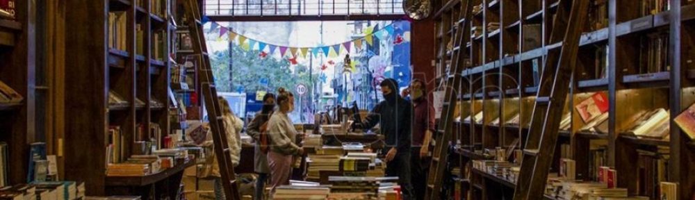 Las librerías atraviesan la pandemia con más tiempo en redes y una comunidad propia