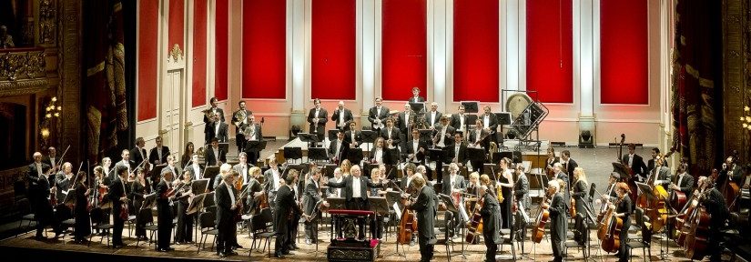 El maestro chileno Maximiano Valdés dirige a la Orquesta Filarmónica de Buenos Aires en un notable concierto