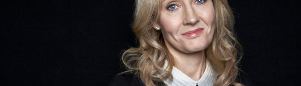 Personalidades de la cultura firmaron una carta en defensa de J.K. Rowling, acusada de transfóbica en redes