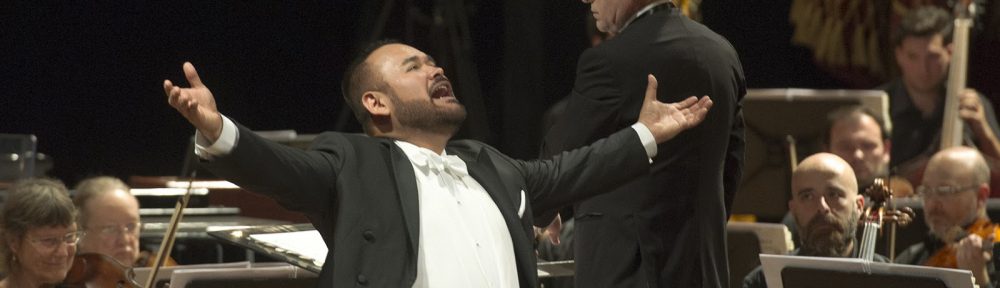 El debut del tenor Javier Camarena sobre el escenario del Teatro Colón podrá verse esta noche en Cultura en casa