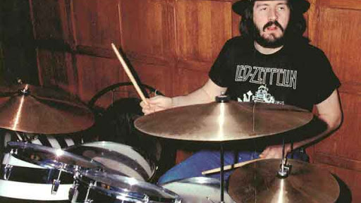Hace 40 años moría John «Bonzo» Bonham, el sanguíneo baterista de Led Zeppelin