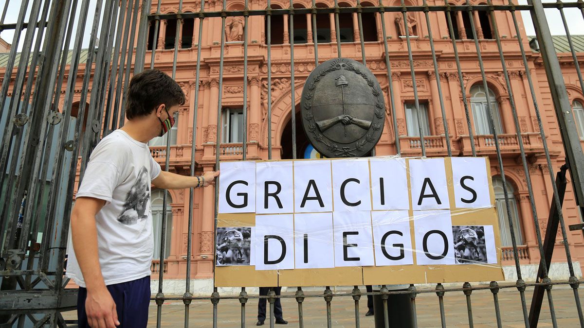 Murió Diego Maradona: será velado este jueves en la Casa Rosada y esperan un millón de personas | Diario de Cultura