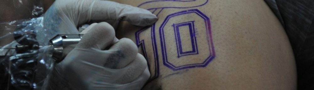 Todos quieren llevar a Maradona en la piel: los tatuadores porteños no paran de hacer imágenes del ídolo