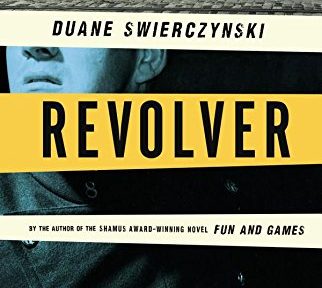 Publicaron la novela policial «Revolver»