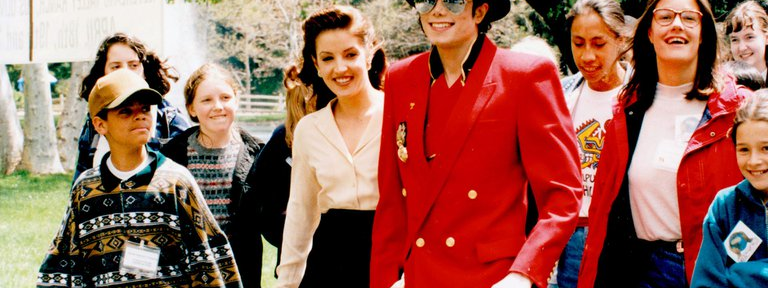 Sexo salvaje y disfraces en la intimidad: el extraño matrimonio de Michael Jackson y Lisa Marie Presley en el que nadie creyó