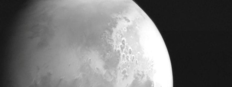 Esta es la primera foto de Marte que tomó la sonda china Tianwen-1