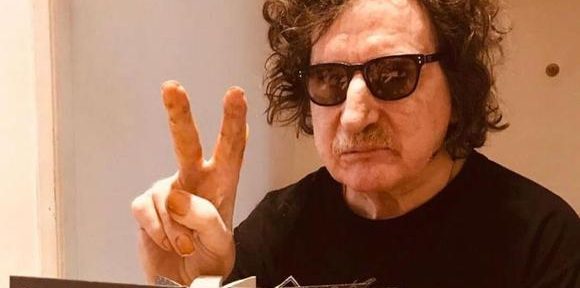 Charly García recibió la primera dosis de la vacuna Sputnik V contra el coronavirus