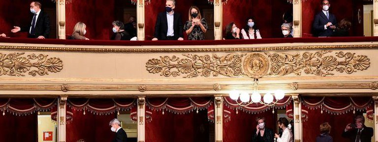 La Scala de Milán reabrió con público solamente en los palcos