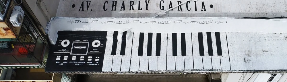 “Avenida Charly García”: el mural con un teclado de 9 metros para cambiarle el nombre a Coronel Díaz