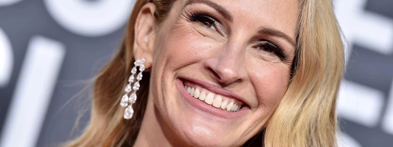 Los secretos de Julia Roberts: la acusadora carta suicida de su hermana, la huida de su boda con el mejor amigo del novio y la “traición” de Steven Spielberg