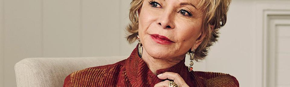 “Si pudiera reescribir mi vida, no dejaría a mis hijos para irme con un argentino”: el arrepentimiento de Isabel Allende