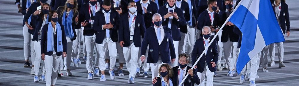 Saltos, cantos y emoción: así fue el ingreso de la delegación argentina en la ceremonia inaugural de los Juegos Olímpicos de Tokio