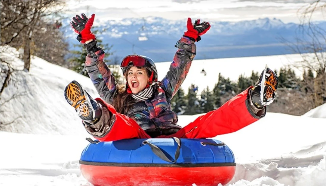 Consejos prácticos para divertirse en la nieve de Los Puquios con trineos –  Los Puquios