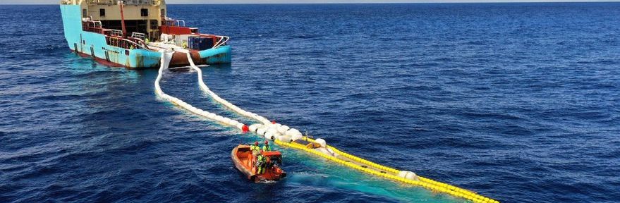 Ocean Cleanup: crean una red gigante de 800 metros para limpiar de plásticos en los mares