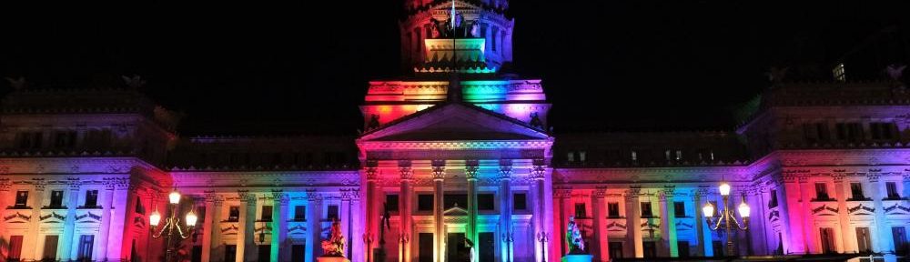 El Congreso, con los colores LGTBIQ en el Día del Activismo por la Diversidad Sexual