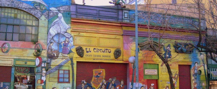 Campaña solidaria para salvar al Circuito Cultural Barracas ante el posible cierre de su Sala de Teatro Comunitario