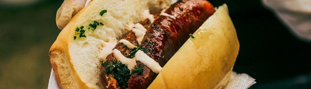 El choripán quedó elegido entre los 5 mejores sándwich del mundo, según una revista gastronómica especializada