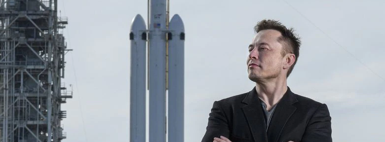 Elon Musk promete que en cinco o diez años su empresa espacial llevará seres humanos a Marte
