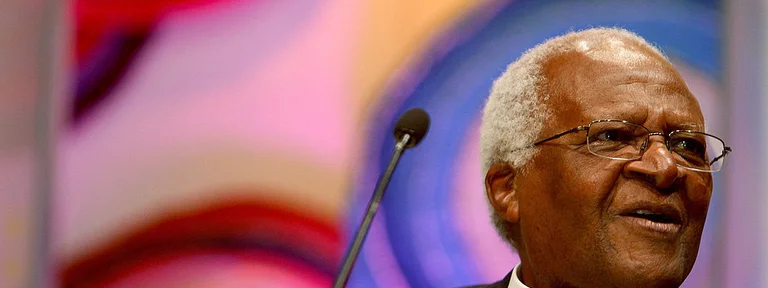 Murió Desmond Tutu, el arzobispo sudafricano y Nobel de la Paz que luchó contra el apartheid