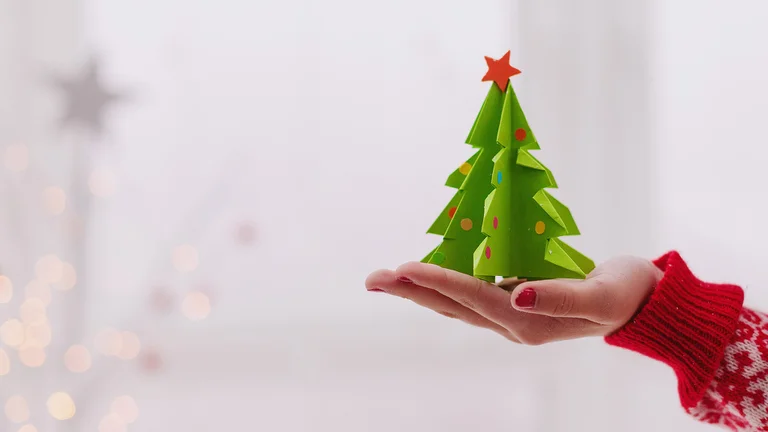 Las mejores ideas para armar el árbol de Navidad con objetos reciclados |  Diario de Cultura