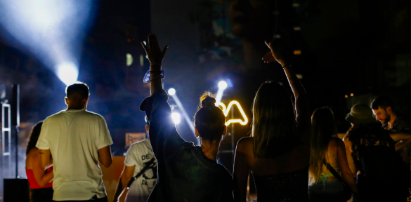 Música en terrazas y jardines: La ciudad de Buenos Aires invita a disfrutar gratis de los mejores conciertos al aire libre