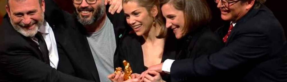 El drama español «Alcarràs», de la cineasta Carla Simón, ganó el Oso de Oro en Berlín